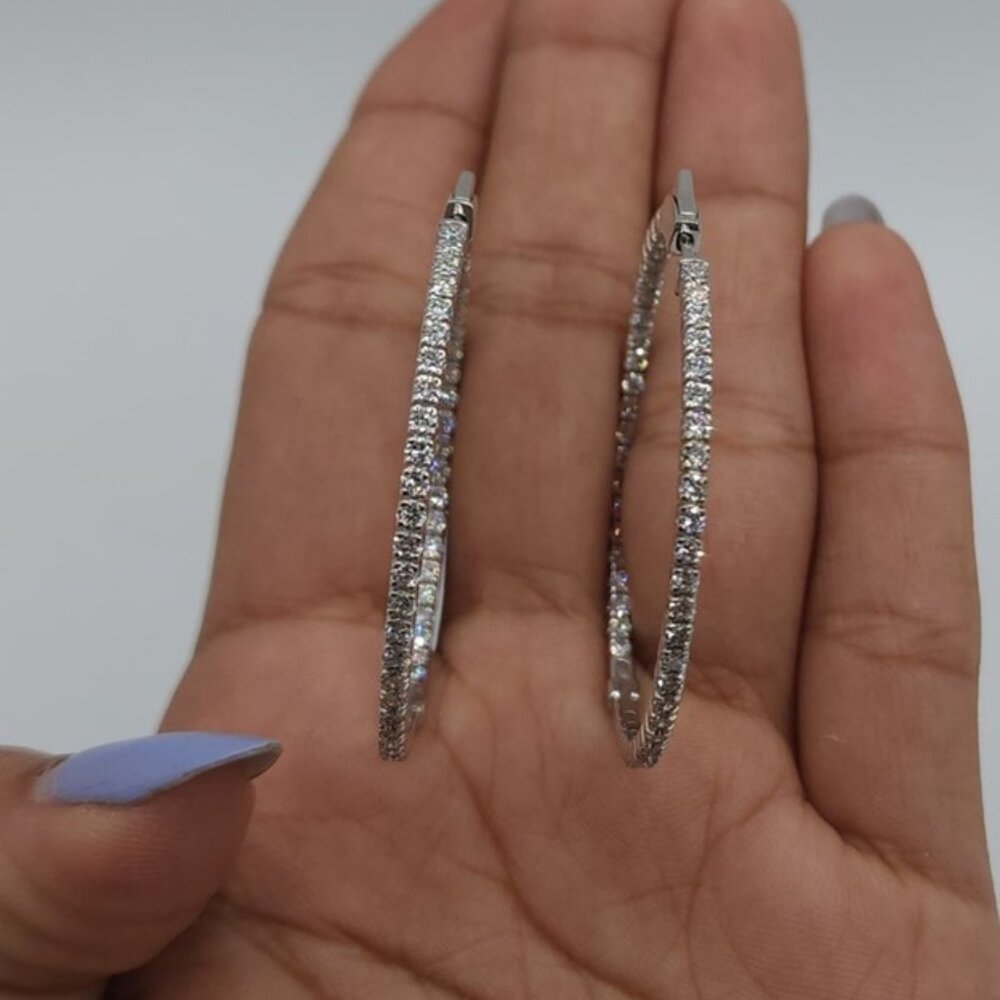 14Kt Gold 1.27 Ct Lab Grown Diamond Huggie Hoop Earrings
